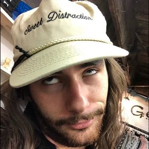 Meet your Posher, Roland